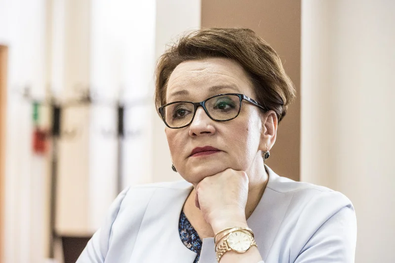 Od 1 września 2018 roku nauczyciele mają podlegać ocenom dyrekcji w swoich szkołach – zdecydował resort minister Anny Zalewskiej.
