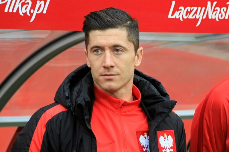 Fani Roberta Lewandowskiego mogą czuć się oszukani.