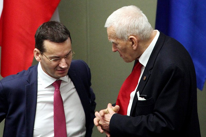 Ojciec premiera Mateusza Morawieckiego ujawnił prorosyjską twarz polskiej prawicy. Kornel Morawiecki żąda poprawy stosunków Polski z Kremlem.