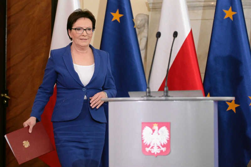 5 "za" i 5 "przeciw" decyzji Ewy Kopacz.