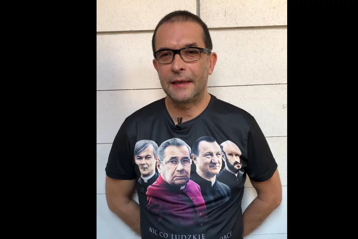 Ks. Jacek Stryczek wytłumaczył się z niepochlebnego artykułu Onetu. W nagraniu przedstawia swoje spojrzenie na sprawę.