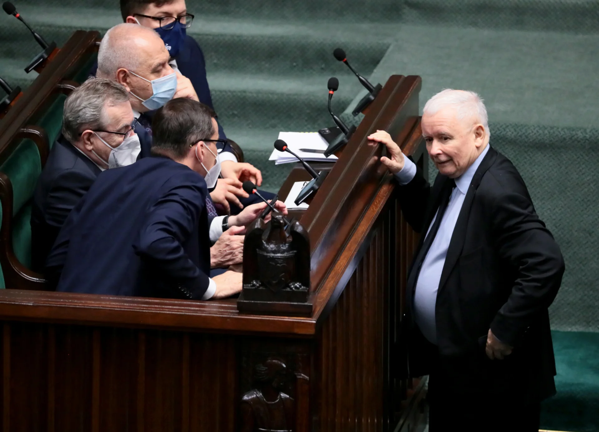 Prezes PiS Jarosław Kaczyńskie ma odejść z rządu.