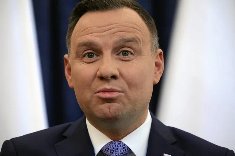 Prezydent Andrzej Duda ustami Krzysztofa Szczerskiego wydał oświadczenie w sprawie zarzutów Putina, jakoby to Polska była odpowiedzialna za wybuch II wojny światowej.