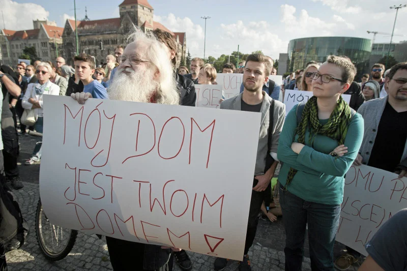Polska przyjęła w zeszłym roku więcej imigrantów niż jakikolwiek inny kraj Unii Europejskiej. Przeważają Ukraińcy i Białorusini. Na zdjęciu - manifestacja w Poznaniu.
