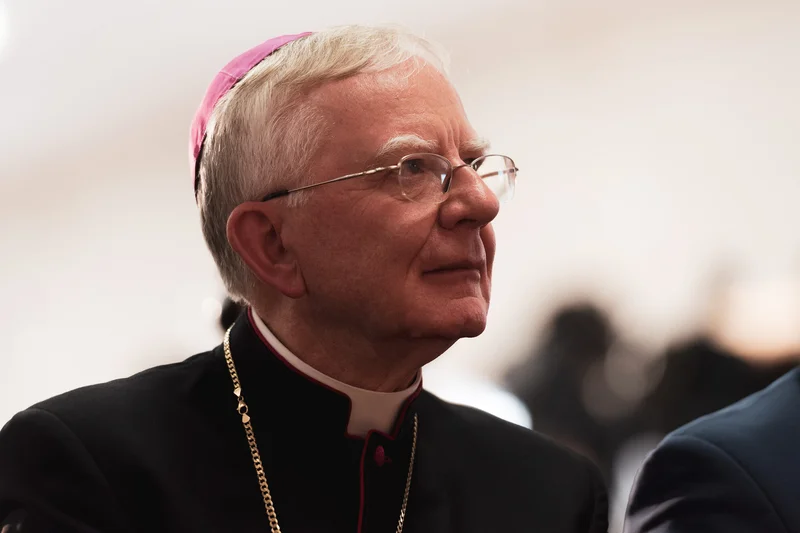 Zaproszenie dla abp. Jędraszewskiego wywołało spore zamieszanie.