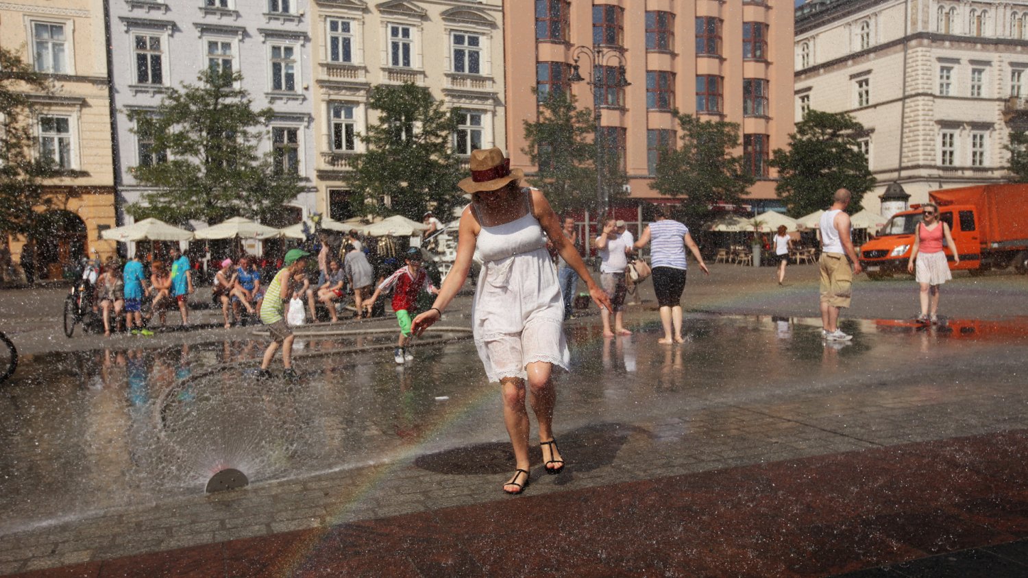 Jaki będzie czerwiec 2026? IMGW przewiduje w prognozie same gorące dni Prognoza na lato 2026. Upały już w czerwcu