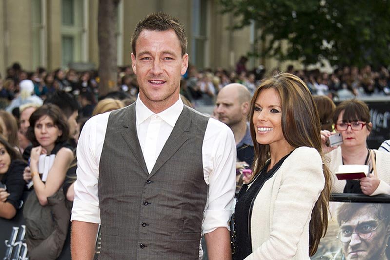 John Terry z Chelsea Londyn króluje nie tylko na boisku, ale także pośród pięknych kobiet