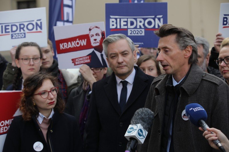 Gdula zapewnił, że Lewica nie prowadziła rozmów z PiS. Lewica negocjowała z PiS ws. wejścia do rządu? Wpis Gduli na Twitterze.