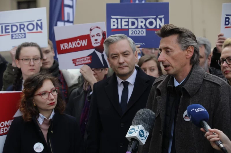 Gdula zapewnił, że Lewica nie prowadziła rozmów z PiS. Lewica negocjowała z PiS ws. wejścia do rządu? Wpis Gduli na Twitterze.