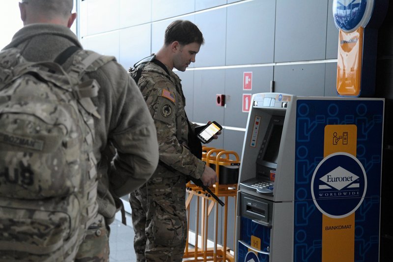 W czwartek w Żaganiu oficjalne powitanie amerykańskiej brygady. Będą tutaj stacjonowali. Niedawno "paradowali" z bronią po wrocławskim lotnisku.