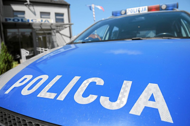 Dwulatek pozostawiony przez rodziców w aucie udusił się w miejscowości Pstrągowa na Podkarpaciu.