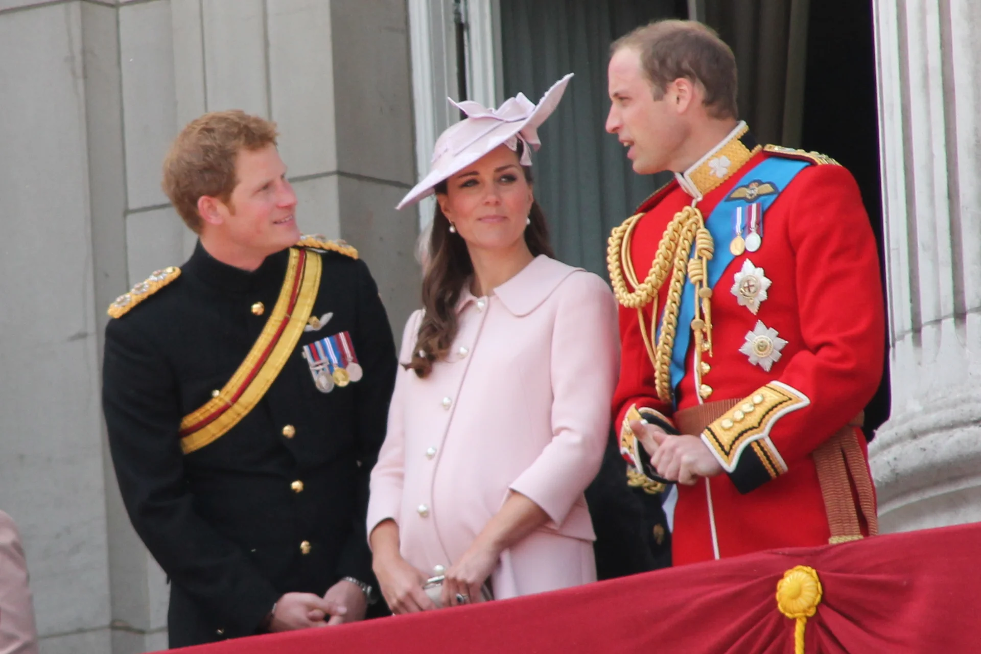 Kate podczas pierwszej ciąży z książętami: Harry'm i Williamem