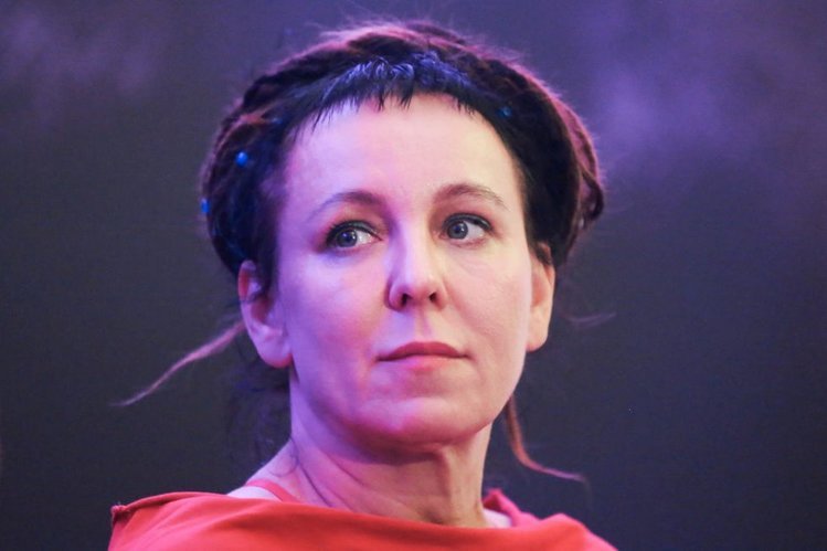 Radnemu PiS nie podoba się, że Nagrodę Nobla dostała "lewaczka".