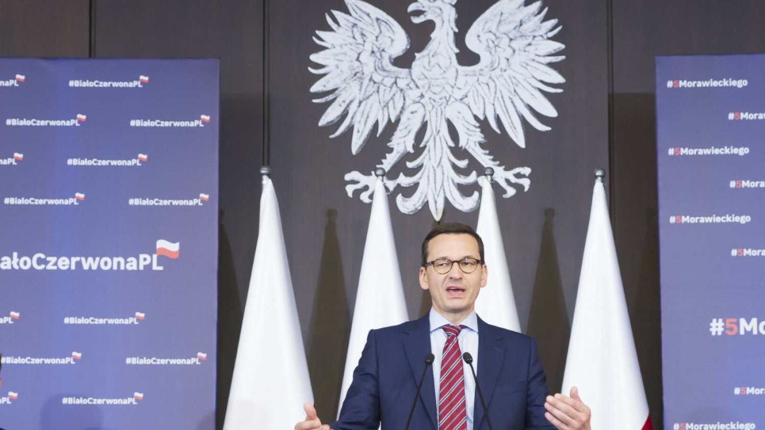 PiS zmienia godło Mateusz Morawiecki