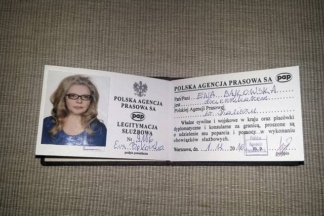 Dziennikarka, która podszyła się pod psycholożkę, by wydobyć informacje, zatrudniona przez PAP.