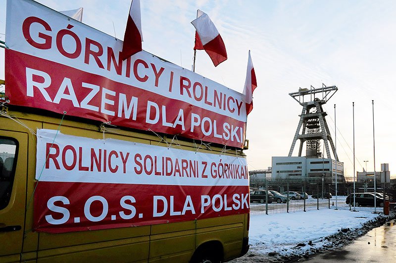 W ostatnich dniach górnicy zyskali wsparcie niezadowolonych z działań rządu Ewy Kopacz rolników.