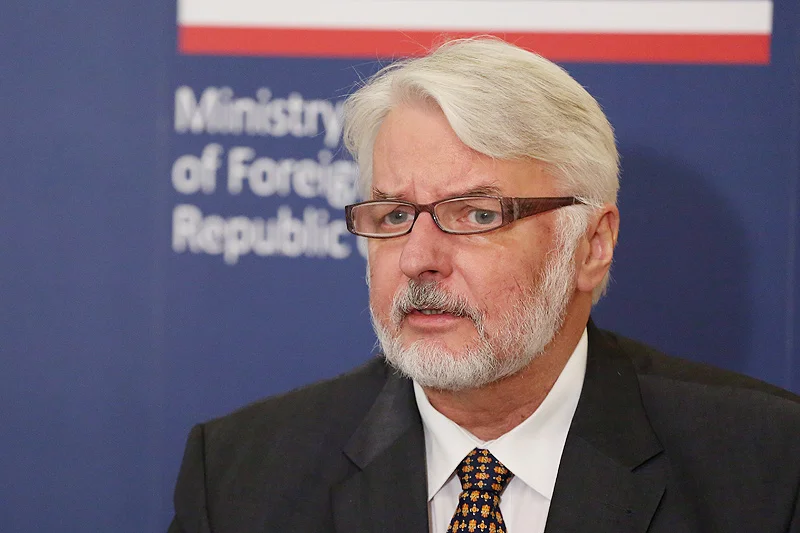 To dolegliwość zwana "wzdęciem godnościowym" zmusza Witolda Waszczykowskiego do prowadzenia takiej polityki zagranicznej?