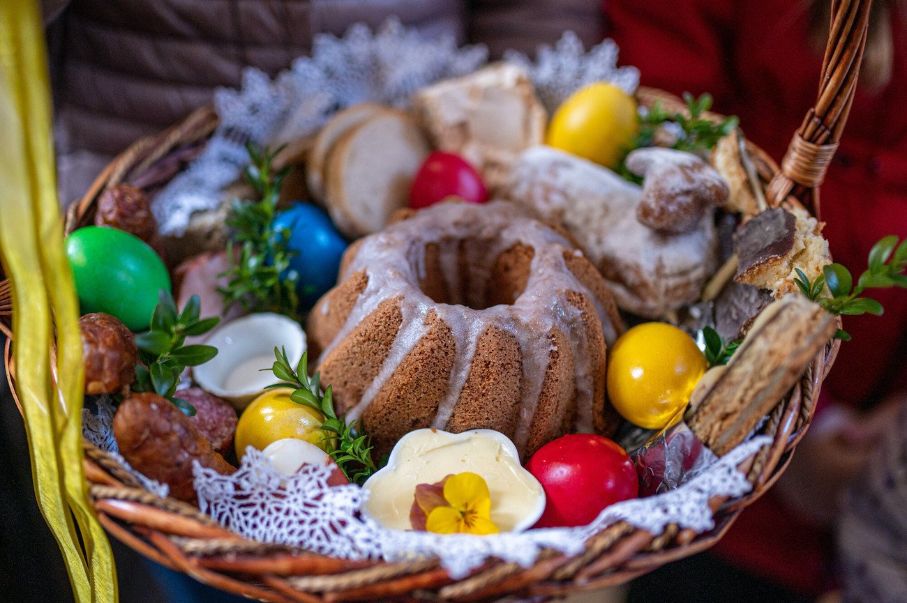 Symbole Wielkanocy i ich znaczenie. Jakie są słowiańskie i kościelne tradycje związane ze świętem wiosny?