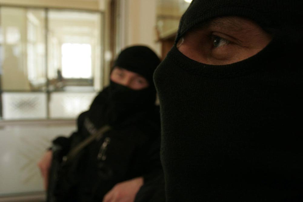 Świadek koronny podczas zeznań w sądzie