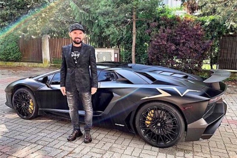 Patryk Vega stracił Lamborghini. Krystyna Pawłowicz skomentowała ten fakt na Twitterze.