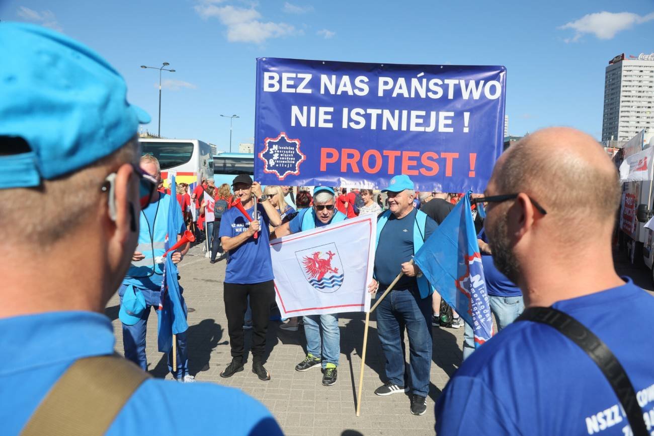 Marsz gniewu przejdzie przez Warszawę. Duże utrudnienia w komunikacji