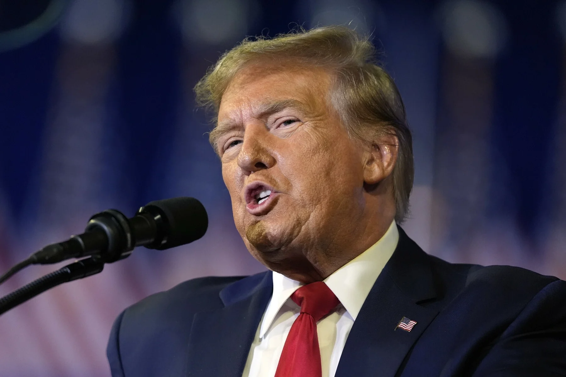 Trump znów atakuje NATO. Uznał, że USA płaciły za wszystko.