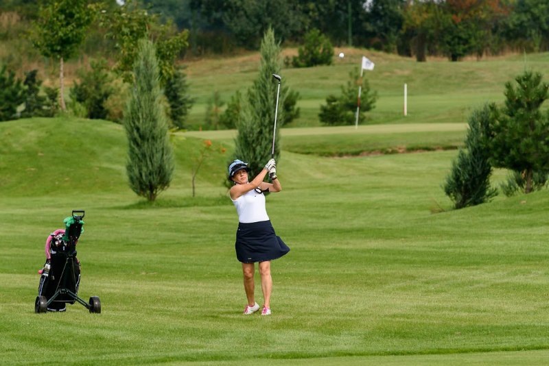 Golf cieszy się coraz większą popularnością wśród kobiet