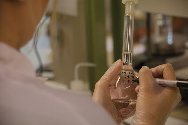 W laboratorium w Policach prawdopodobnie doszło do pomyłki.