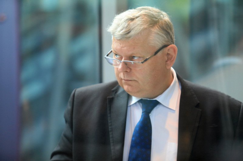 Zagraniczne podróże posłów w ciągu 1,5 roku kosztowały podatników 4,1 mln złotych.