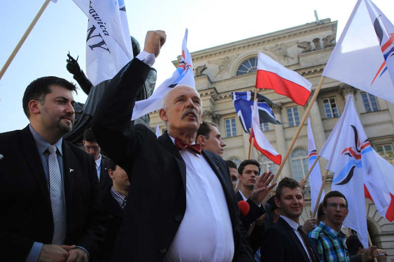 Partia Janusza Korwin-Mikkego trzeszczy w szwach.