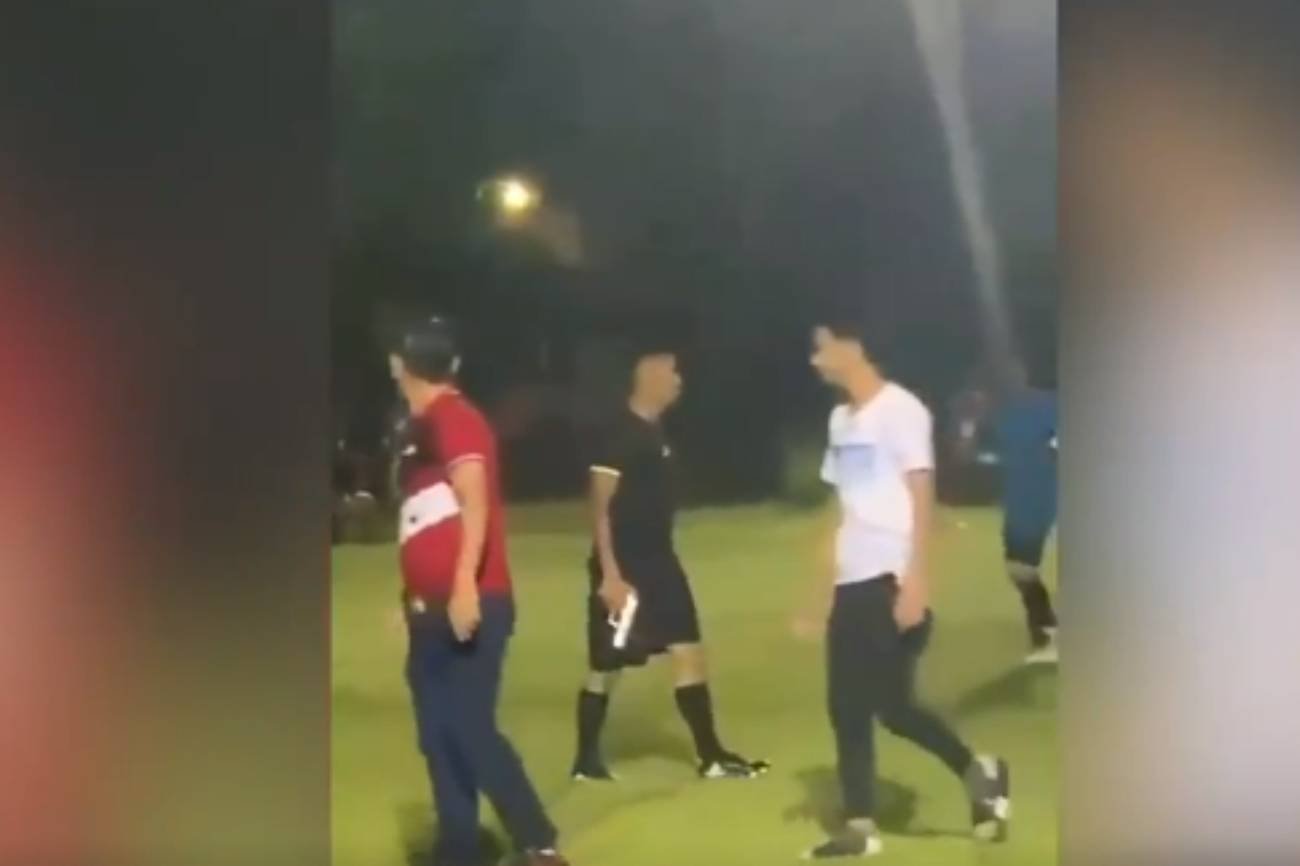 Do niecodziennej sytuacji doszło w Hondurasie. Podczas meczu piłki nożnej rozgrywanego w Copan doszło do zamieszek.