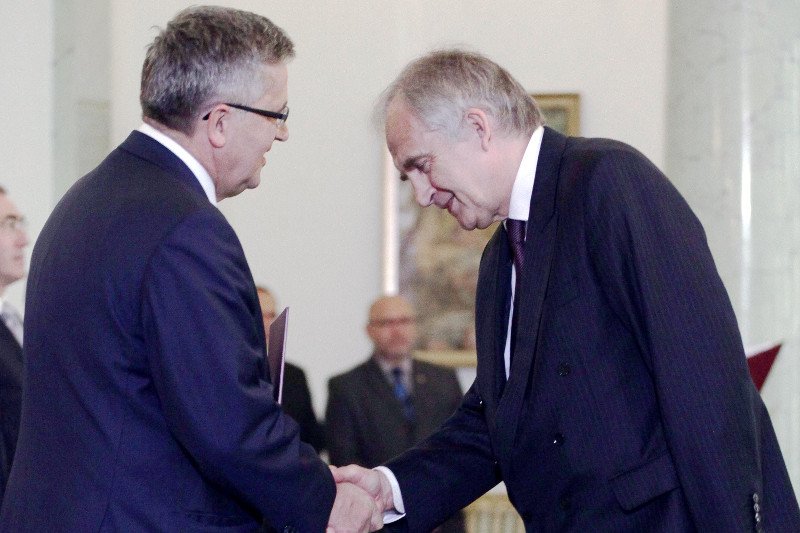 Nowy minister zdrowia Marian Zembala już znalazł się w ogniu krytyki