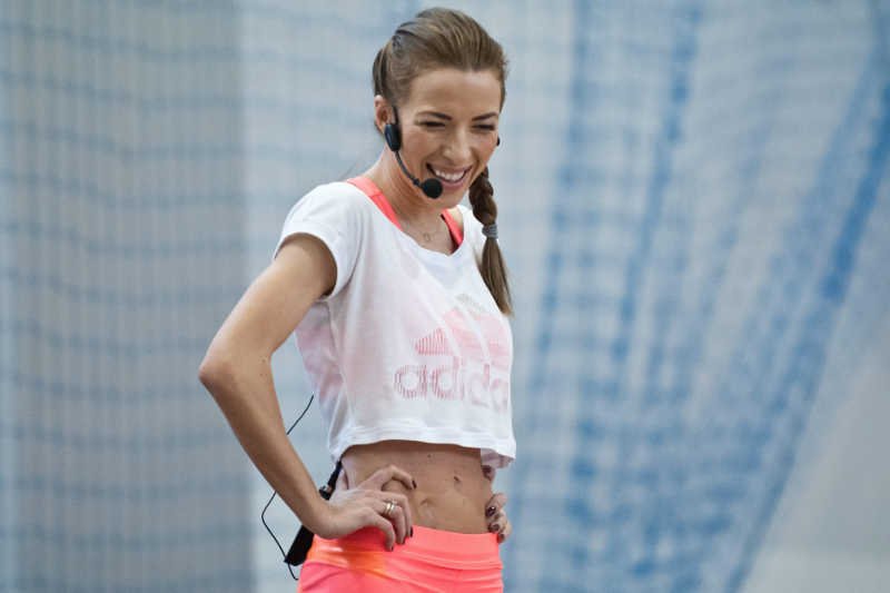 Na Ewę Chodakowską znowu w ciągu ostatnich miesięcy spadła fala krytyki. M.in. za to, że ukradła zdjęcie, a "metamorfoza" okazała się być gwiazdą porno