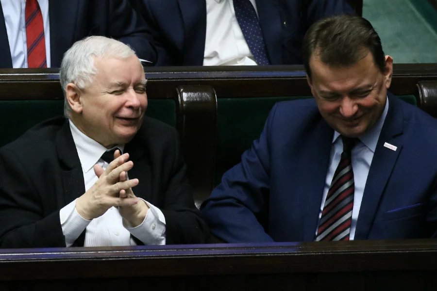 Zapewne każdy, kto obserwuje politykę w ostatnich tygodniach, ma podobne wrażenie na temat tego, jak partia rządząca reaguje na kompromitujące ją materiały dziennikarskie.