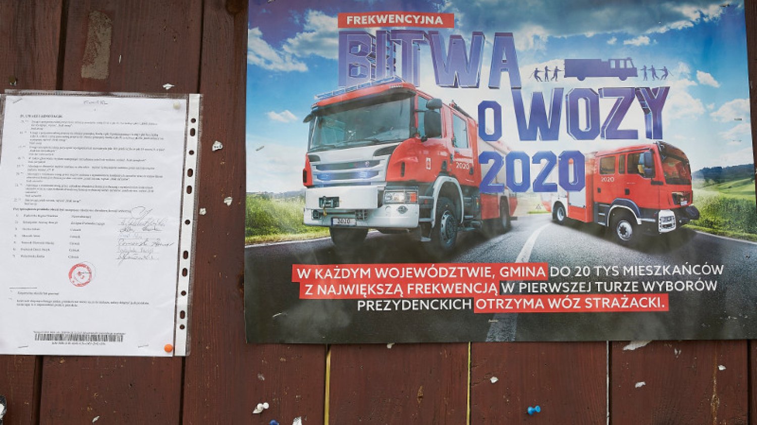 Bitwa o wozy strażackie. Gminy walczyły o nie w I i II turze wyborów prezydenckich.
