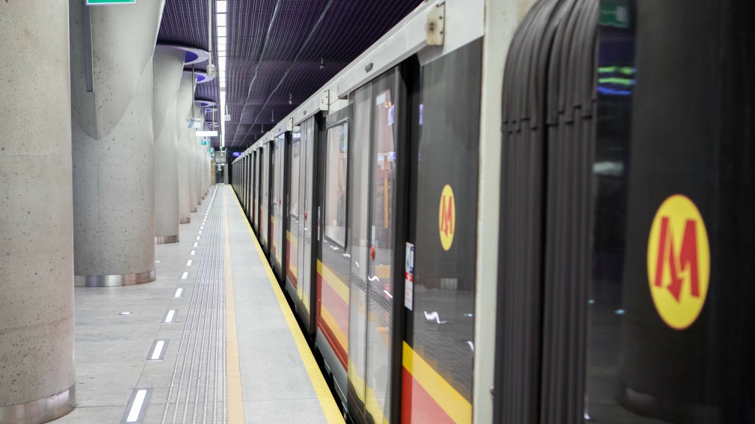 Metro w Warszawie miejscem dramatu. Pasażer nie żyje.