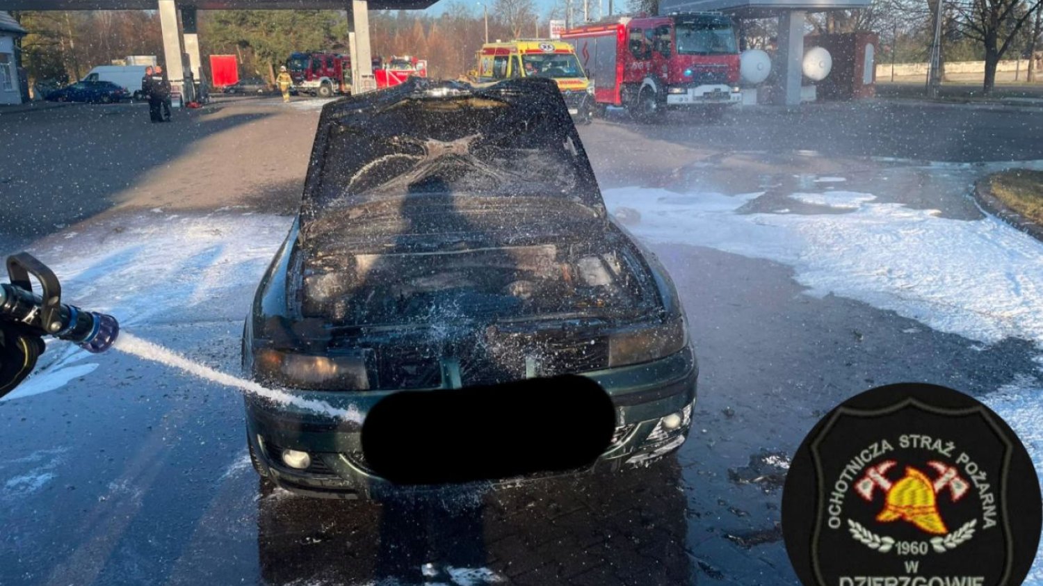 Tragedia na stacji paliw pod Łowiczem. Mężczyzna stanął w płomieniach. Pożar na stacji benzynowej w Nieborowie. 22-latek nie żyje.