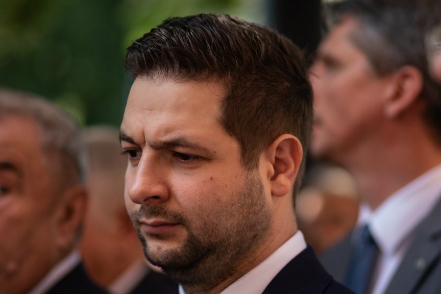 Patryk Jaki odpiera zarzuty o to, że nie ma czasu nadzorować służby więziennej.