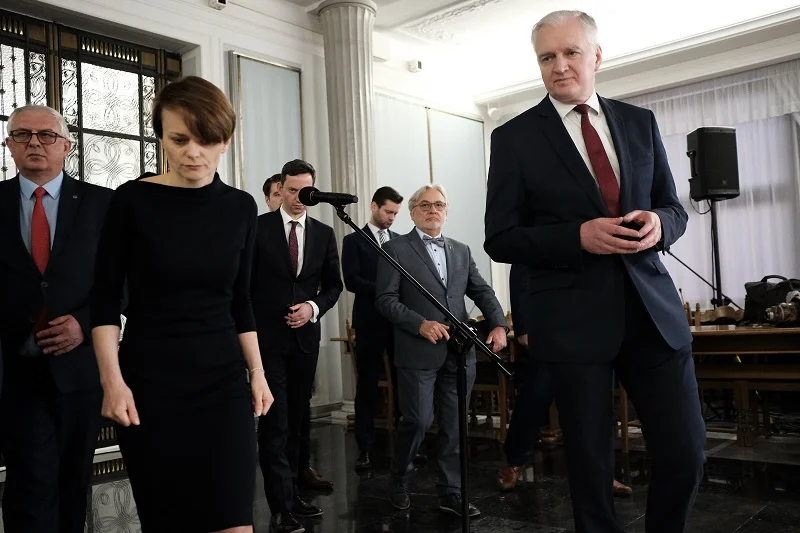Porozumienie może opuścić klub PiS.