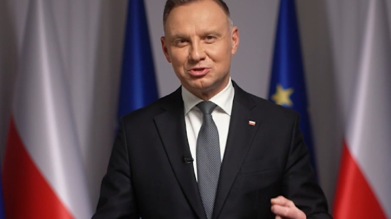 Orędzie Andrzeja Dudy w TVP. "Demokracja jest silniejsza niż kiedykolwiek".