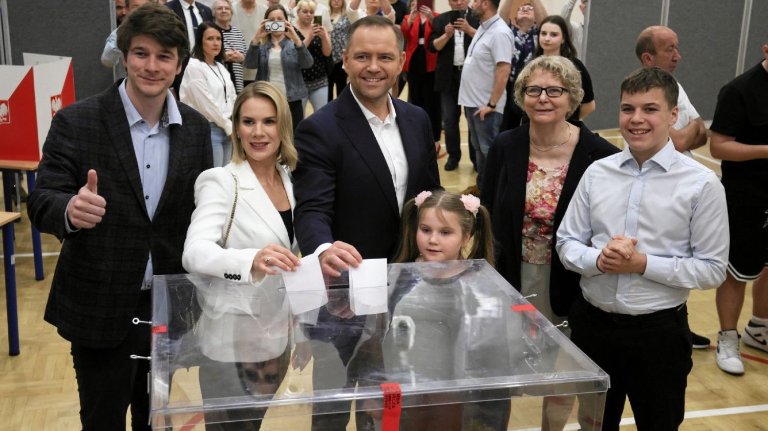Daniel Nawrocki zna tylko jednego ojca Co wiadomo o ojcu Daniela Nawrockiego