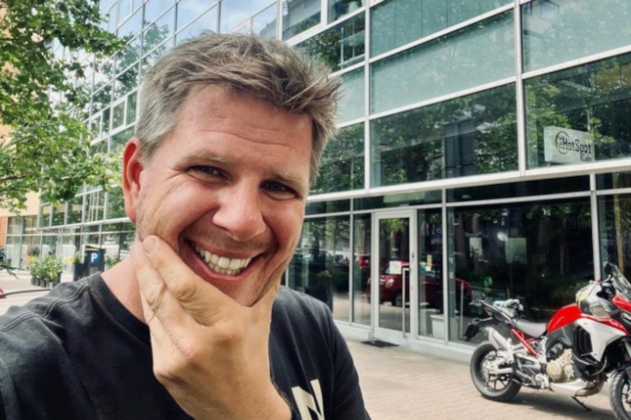 Filip Chajzer otwiera śniadaniownię.