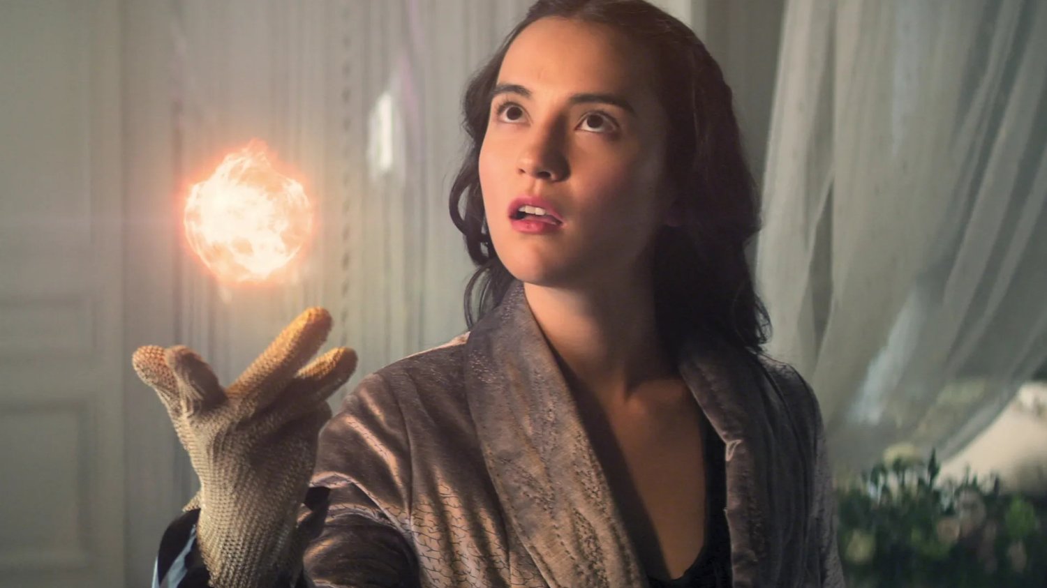 "Cień i kość": seriale fantasy Alina Starkov w serialu "Cień i kość"