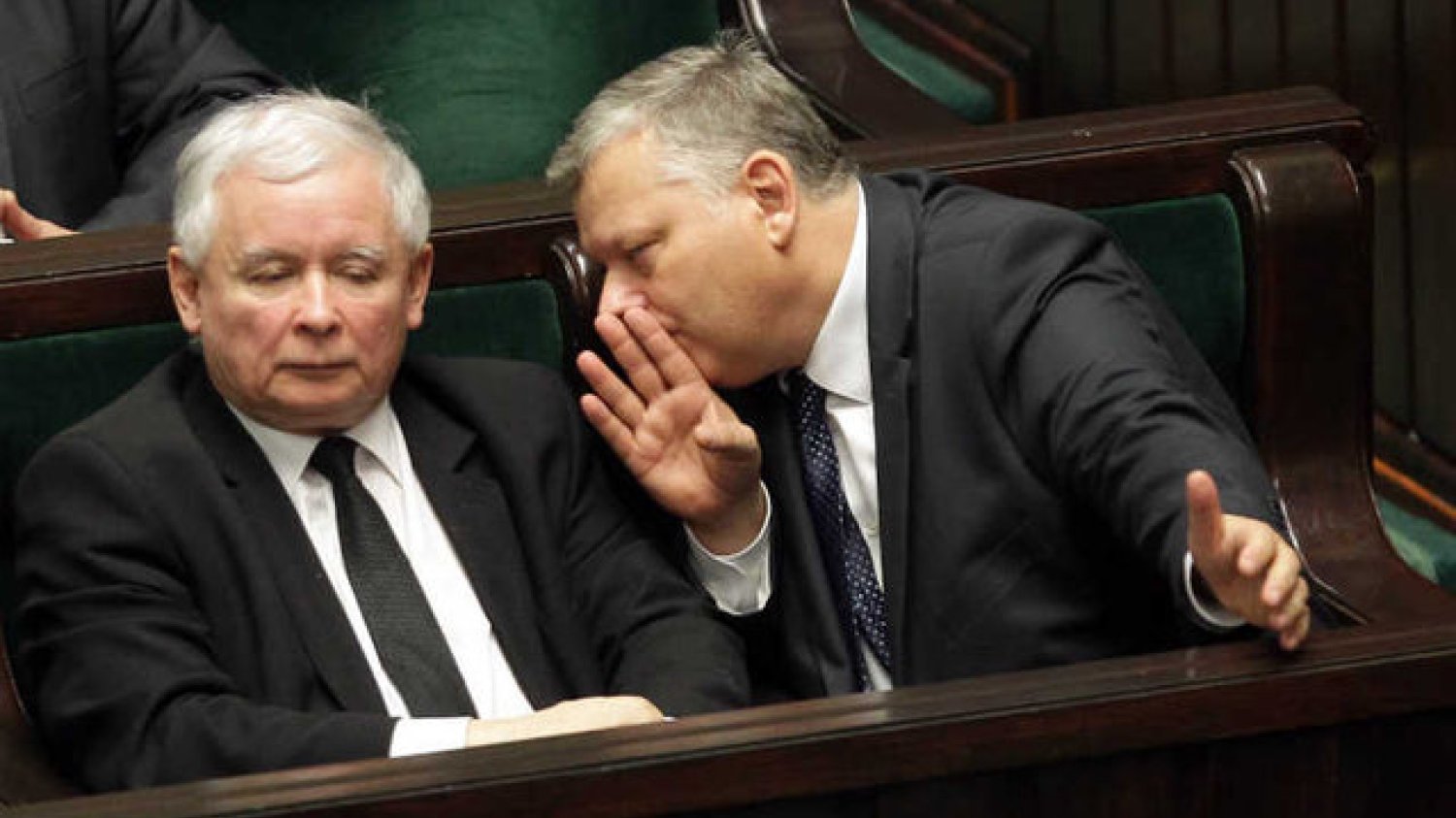 Jarosław Kaczyński miał wyjść z sali Sejmu, gdy głosowano nad uchwałą w sprawie uczczenia Andrzeja Wajdy