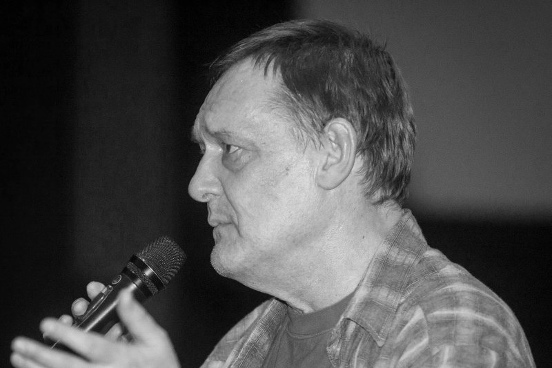 Piotr Bikont nie żyje.