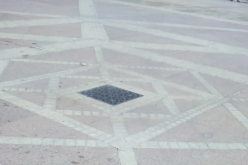 W tym miejscu  dochodzi do egzekucji skazanego na śmierć