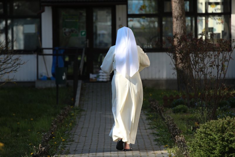 Pacjentką "zero" z indyjskim wariantem koronawirusa może się okazać siostra zakonna, która niedawno wróciła z Indii. (zdjęcie ilustracyjne)