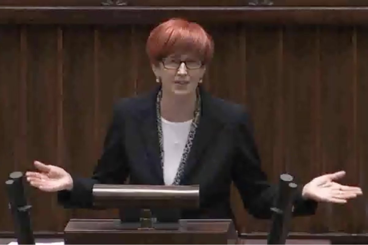 Elżbieta Rafalska przekonywała, że Dzień Ojca przypada dzień po Dniu Matki, czyli 27 maja. W rzeczywistości jest 23 czerwca.