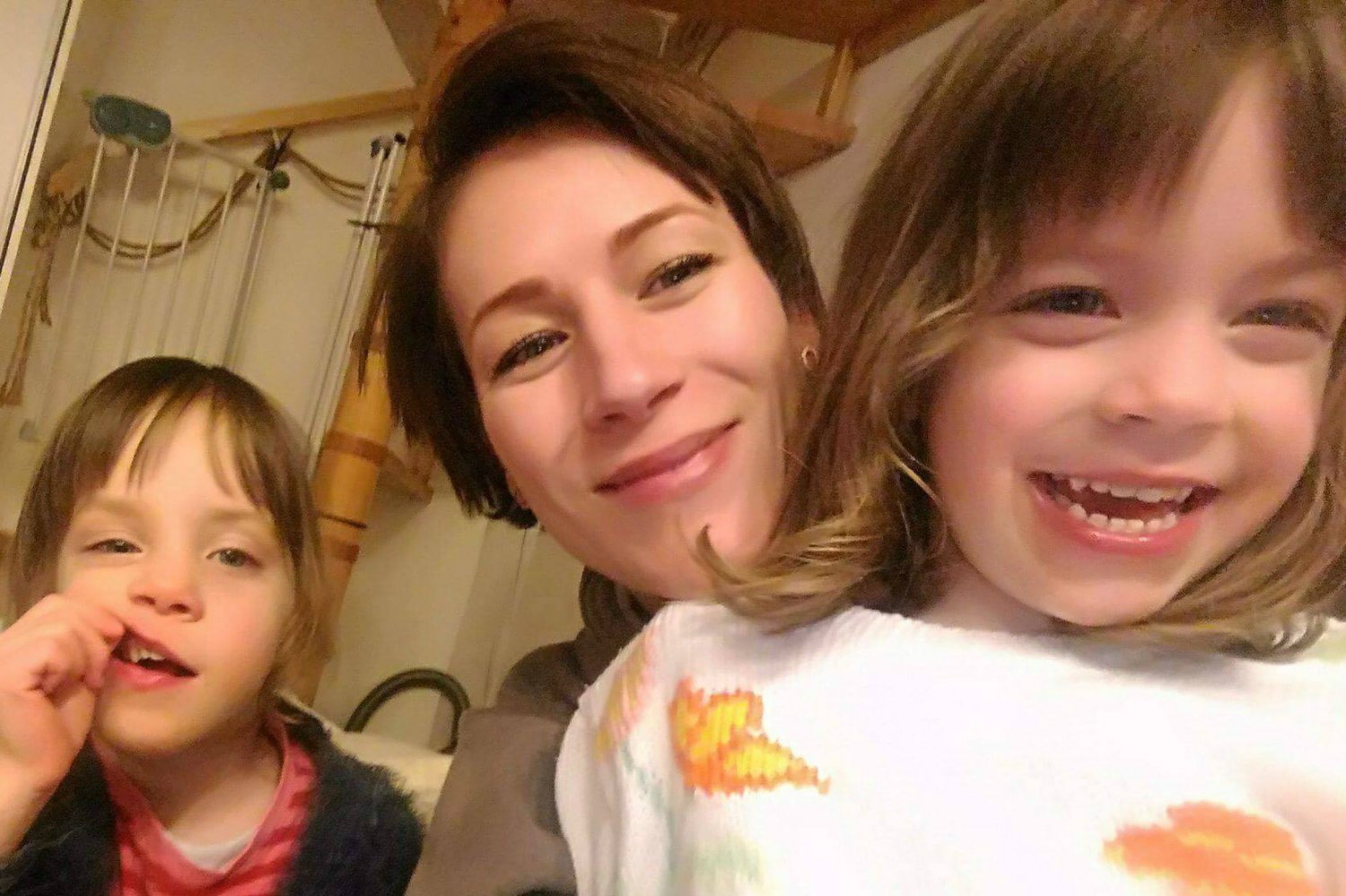 Bliźniaczki Ava i Mia zostały uprowadzone przez swojego ojca. Sprawę w mediach społecznościowych nagłośniła Aleksandra Pietrasiewicz.