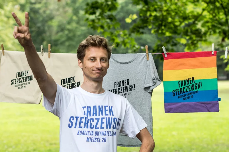 Młody poseł-elekt z KO zaskoczył swoim wyborem środka transportu na zaprzysiężenie.